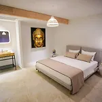 Avalon Boutique & Hotel 3*