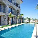 Avalon Boutique & Hotel 3*