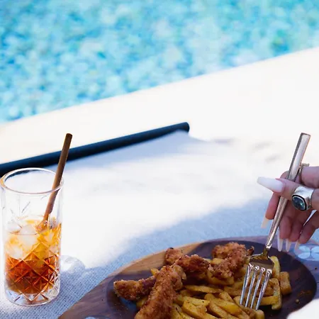 Avalon Boutique & Hotell 3*