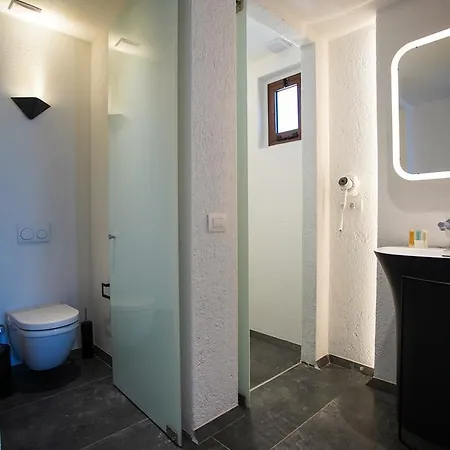 Hotel Avalon Boutique Hotel&suites 3*