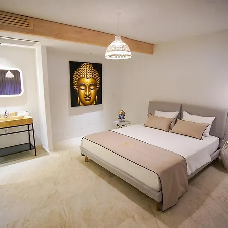 Avalon Boutique Hotel&suites Hotel 3*