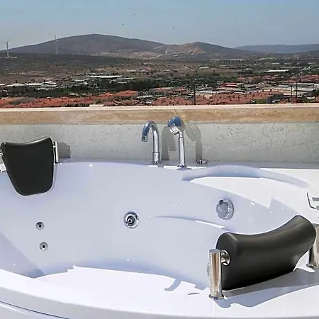Hotel Avalon Boutique & 3*