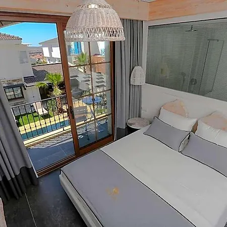 Avalon Boutique Hotel&suites Hotel 3*