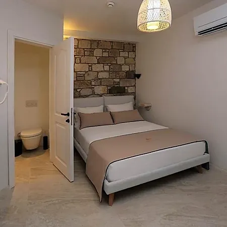 Avalon Boutique & Hotel